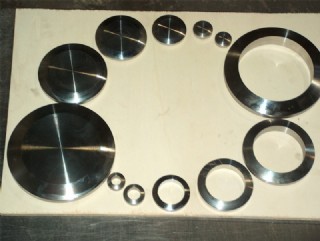 Lenticular gaskets