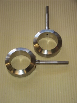 Lenticular gaskets with branch